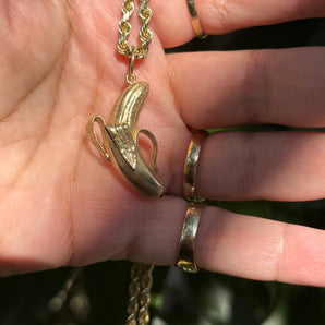 The Banana Pendant